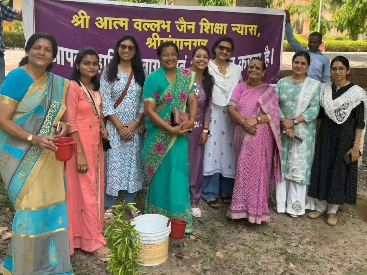 Sriganganagar: महिला इकाई ने कॉलेज परिसर में 100 से अधिक पौधे लगाए गए