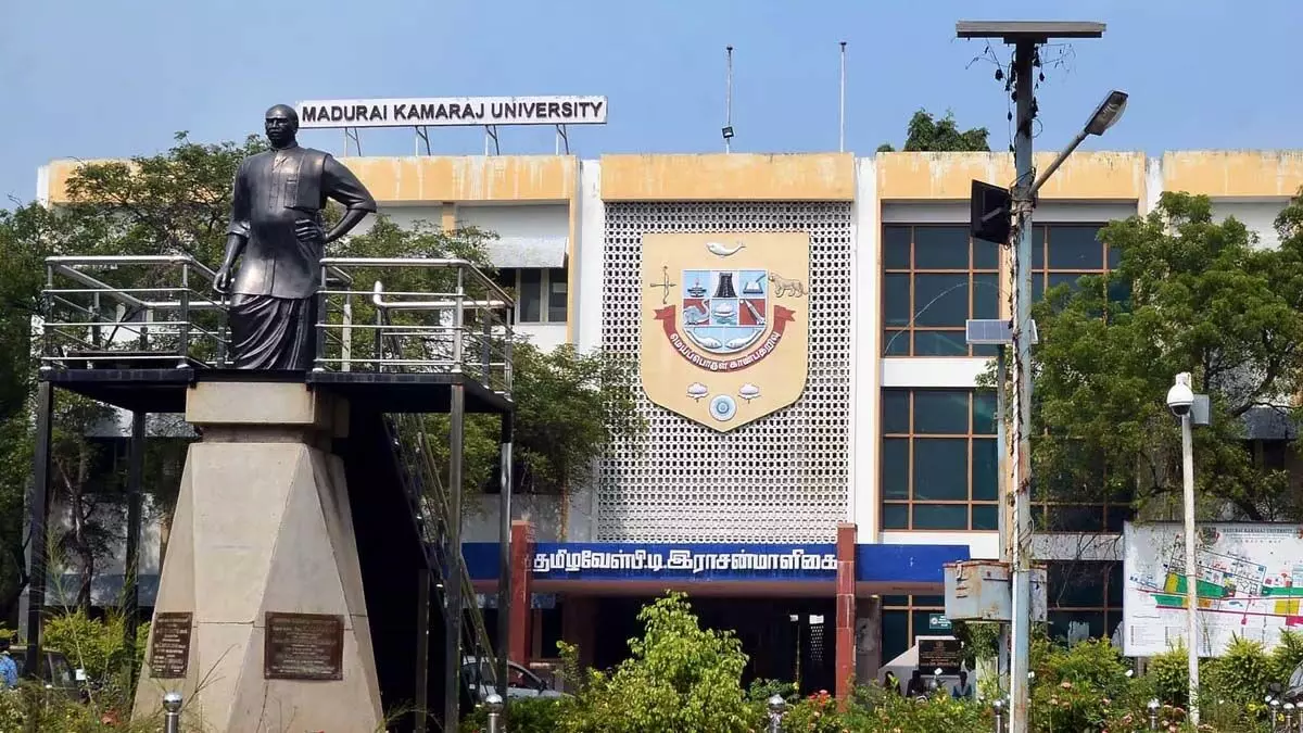 Tamil Nadu : मदुरै कामराज यूनिवर्सिटी कॉलेज के प्रिंसिपल ने सहकर्मी पर गंदी भाषा का इस्तेमाल करने का आरोप लगाया