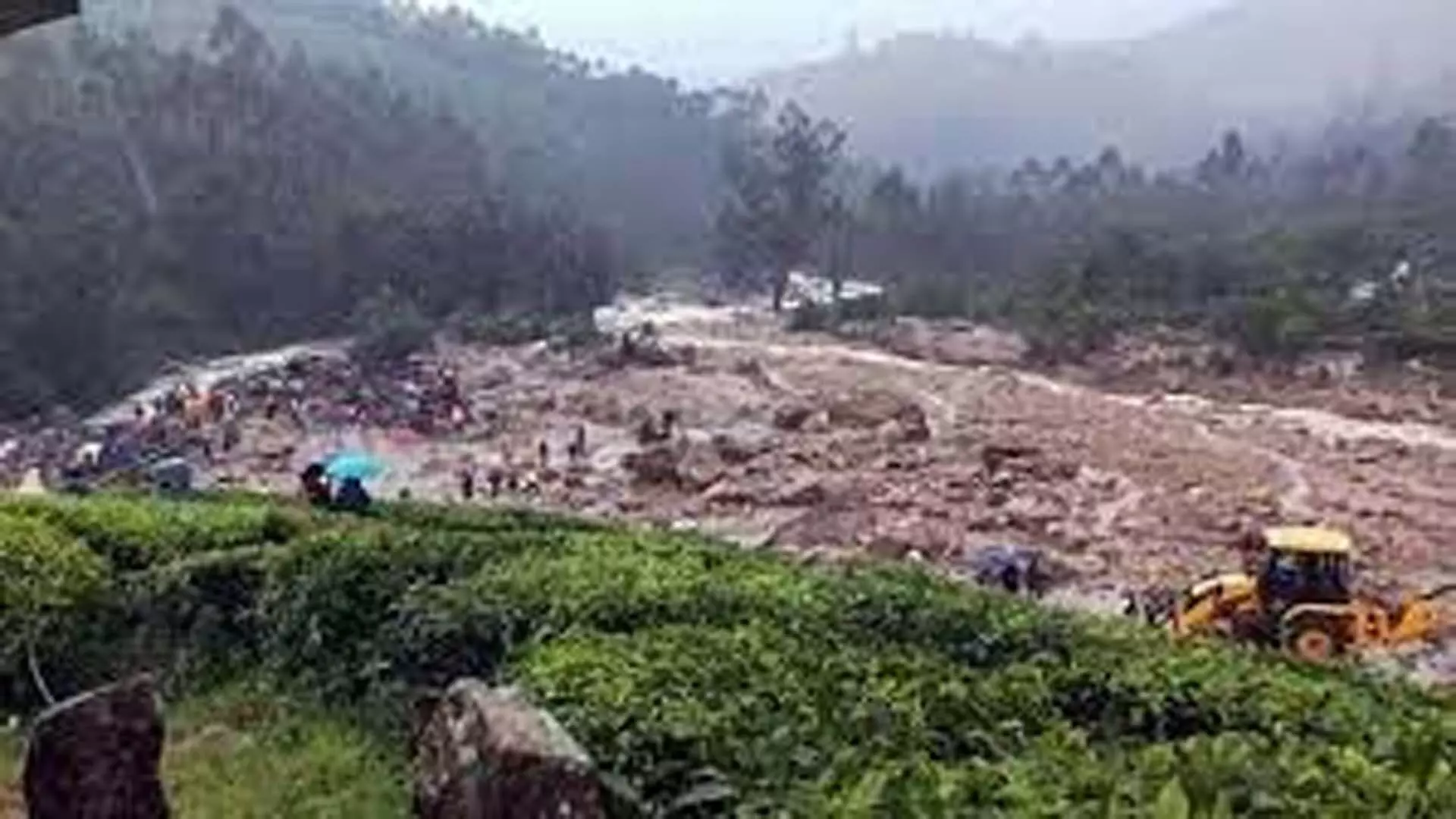 Terrible landslide in Kerala: वायनाड में 123 लोगों की मौत, 128 घायल