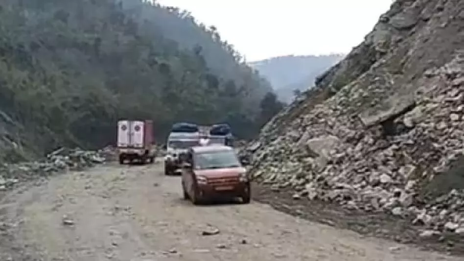 Sikkim : 31 जुलाई से छोटे वाहनों के लिए एनएच 10 आंशिक रूप से फिर से खोला गया