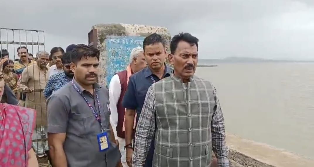 जल संसाधन मंत्री Tulsi Silavat ने दाहोद डैम का किया निरीक्षण