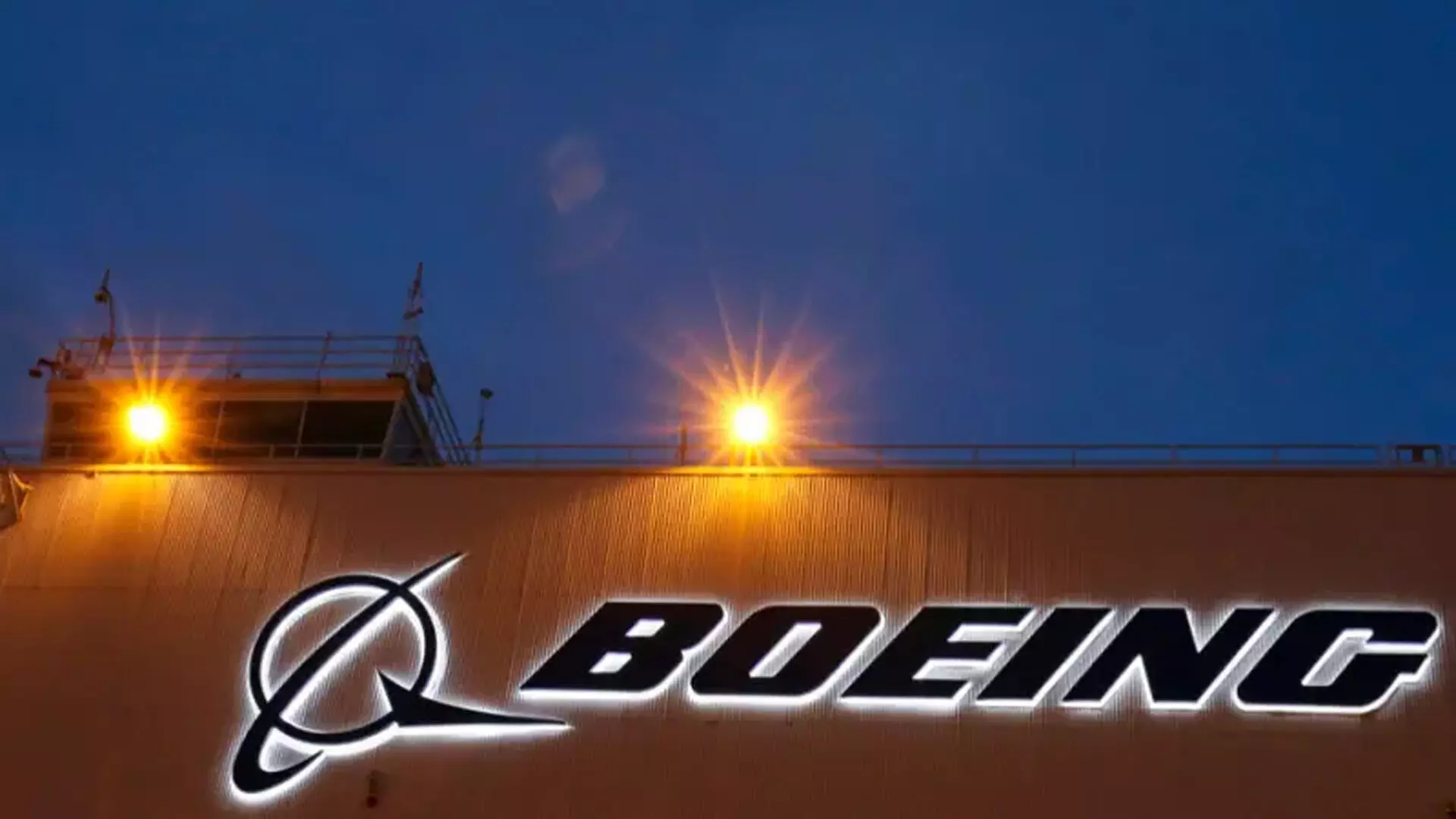 Boeing ने नए सीईओ की नियुक्ति की