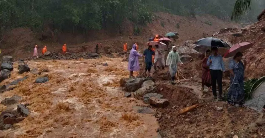 Wayanad: शिक्षकों ने अस्पताल के मोर्चरी में की मृत बच्चों की पहचान