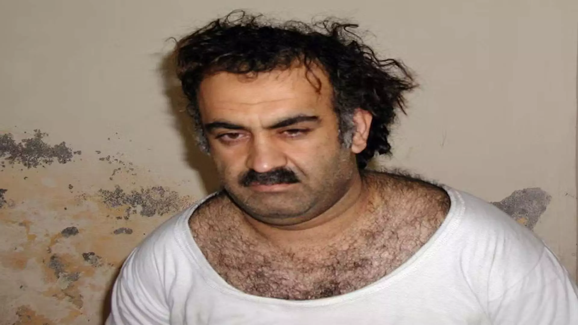 9/11 हमलों के मुख्य साजिशकर्ता Khalid Sheikh Mohammed ने अपराध स्वीकार किया