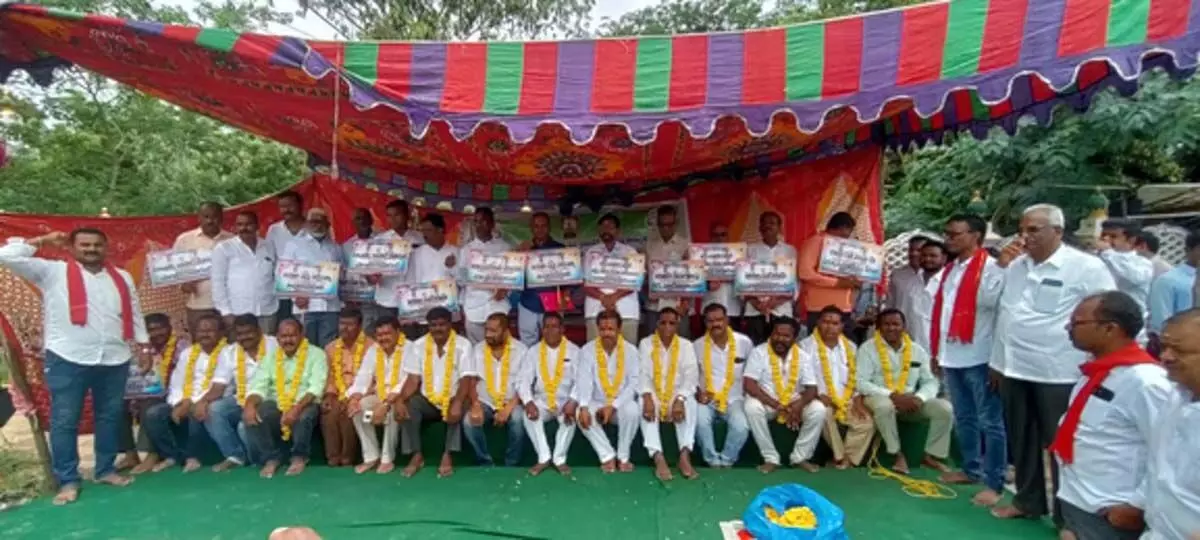 Telangana पावरलूम मजदूरों की भूख हड़ताल 10वें दिन भी जारी