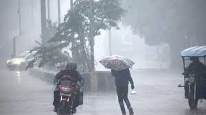 Lucknow:  इन जिलों में हुई रिकॉर्ड बारिश, मौसम विभाग ने जारी किया रेड अलर्ट