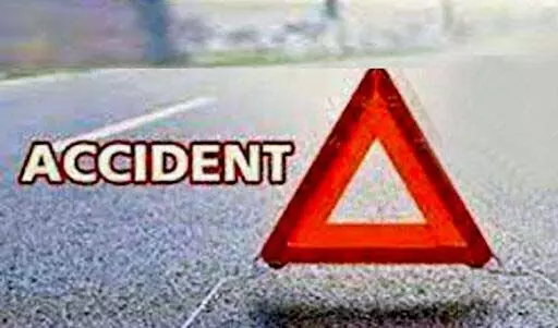 Hyderabad: कार दुर्घटना में दो इंजीनियरिंग छात्र घायल