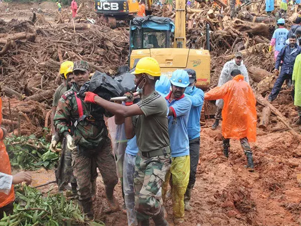 Wayanad में 200 से अधिक मौतें, शव बरामद किए जा रहे हैं: NDRF DIG मोहसेन शाहिदी