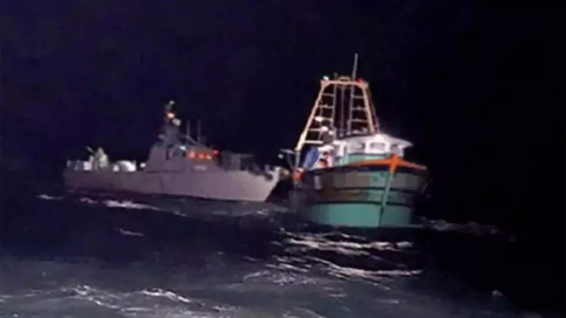 Sri Lankan नौसेना के जहाज ने नाव को टक्कर मारी, रामेश्वरम के चार मछुआरे लापता