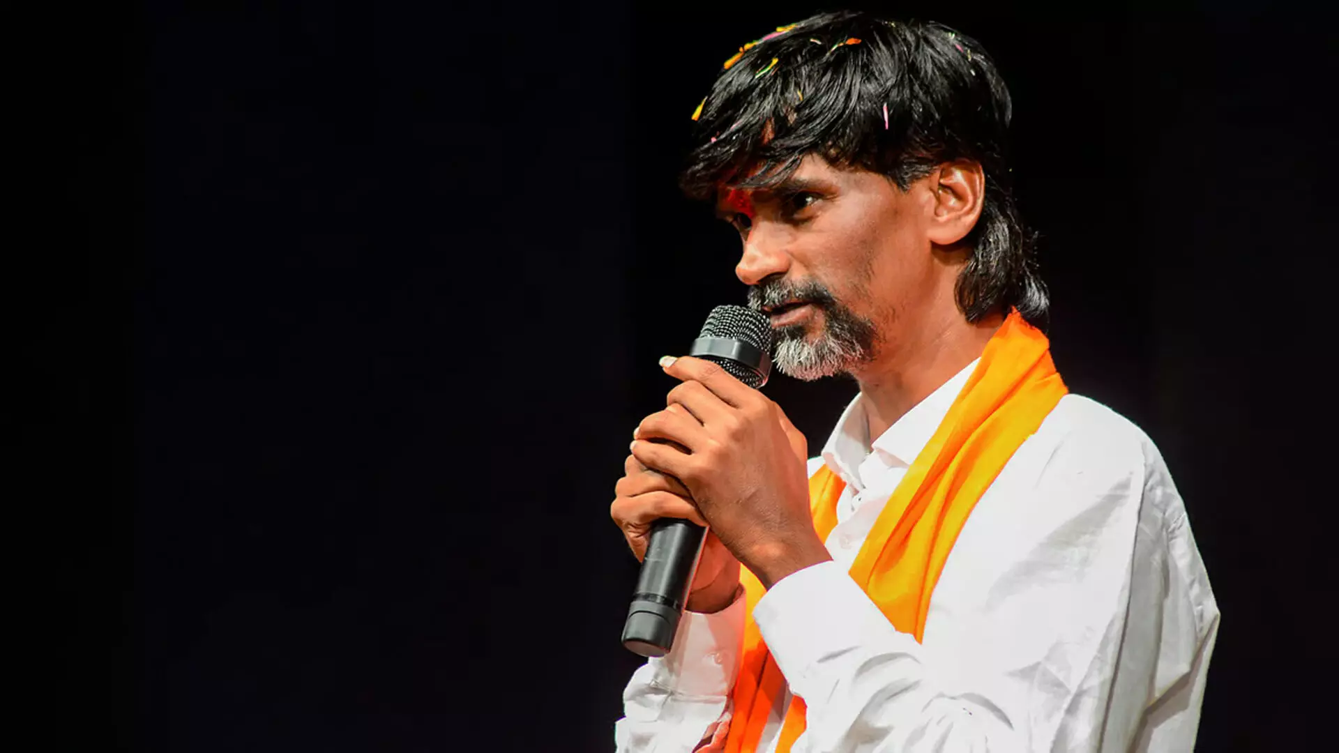 Jarange Patil ने सत्तारूढ़ और विपक्षी दोनों दलों की आलोचना की