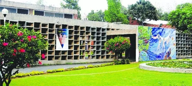 Chandigarh: कला महाविद्यालय में गबन की जांच के लिए पांच सदस्यीय पैनल गठित