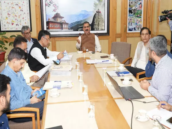 CM Sukhu ने शानन जलविद्युत परियोजना पर अधिकारियों के साथ उच्च स्तरीय बैठक की