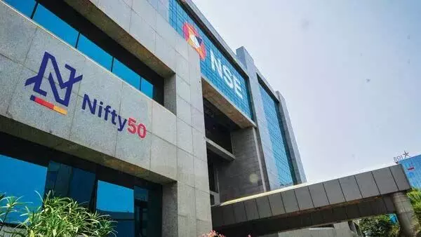 Nifty पहली बार 25,000 के पार पंहुचा