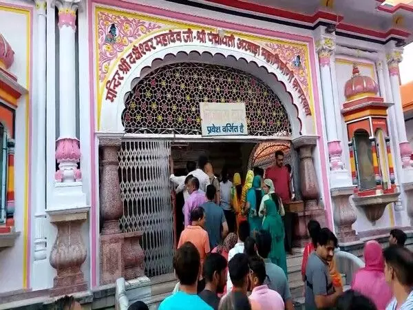 Sawan Shivratri : दक्षेश्वर महादेव मंदिर में श्रद्धालुओं की भीड़ उमड़ी