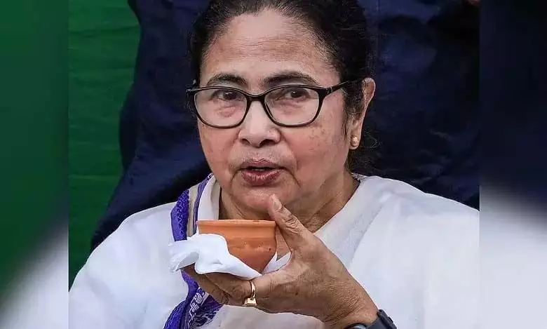 West Bengal: ममता ने जीएसटी हटाने की मांग का समर्थन किया