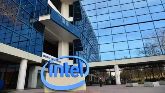 Company Intel में कर्मचारियों की छंटनी साथ ही संख्या में 15 % कटौती