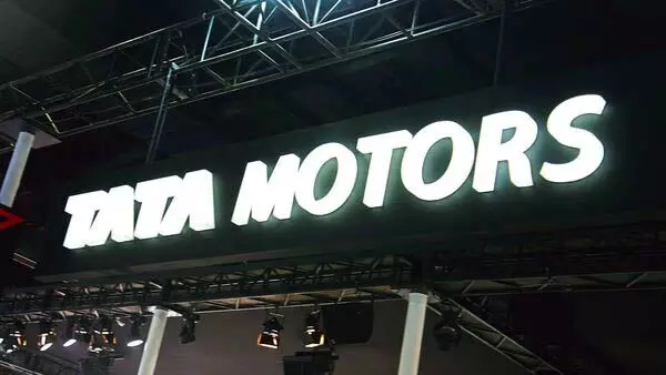 Tata Motors अपने यात्री और वाणिज्यिक वाहन कारोबार को अलग करेगी