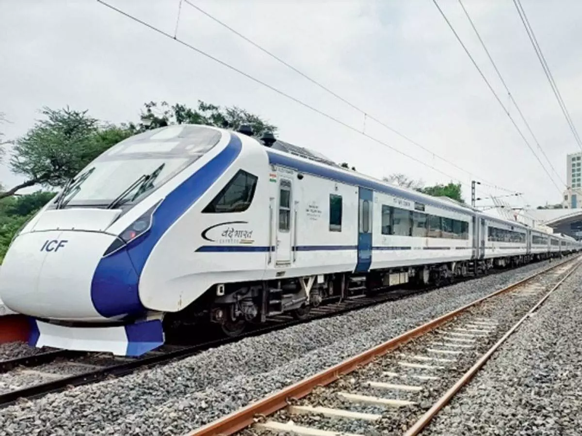 Vande Bharat ट्रेन जयपुर की बजाय उदयपुर से आगरा तक 3 दिन चलेगी