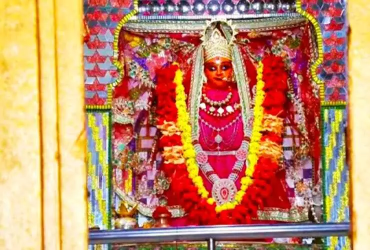 Chhattisgarh 800 साल पुराने इस मंदिर के दर्शन मात्र से ही दूरी होती है कास्ट