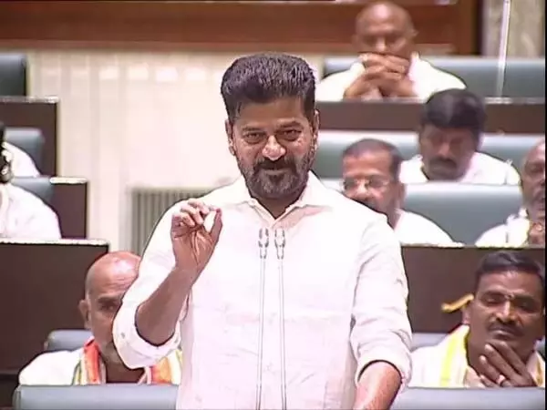 Revanth Reddy: अगले विधानसभा सत्र में नई खेल नीति पेश की जाएगी