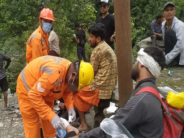 Uttarakhand में भारी बारिश: 3,000 लोगों को बचाया गया