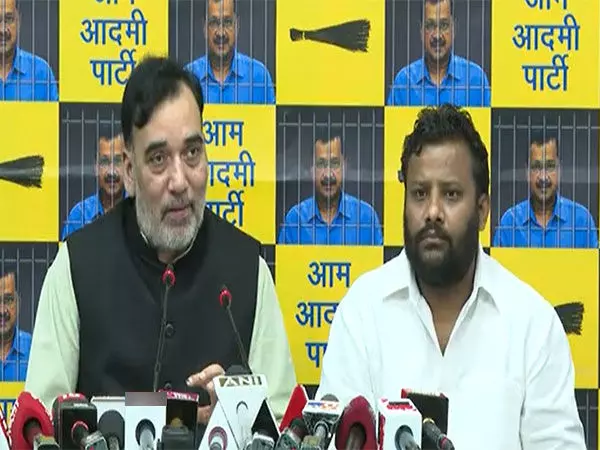 Gopal Rai ने मां-बेटे की मौत पर भाजपा की चुप्पी पर सवाल उठाए