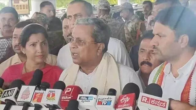 CM Siddaramiah: केंद्र सरकार चुनी हुई सरकार को अस्थिर करने की कोशिश कर रही