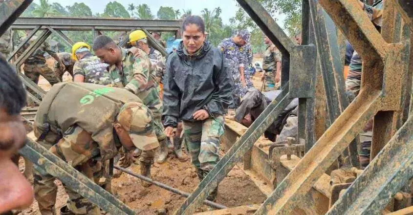 KERALA : इस महिला सेना अधिकारी और उनकी टीम ने वायनाड के लिए बनाया