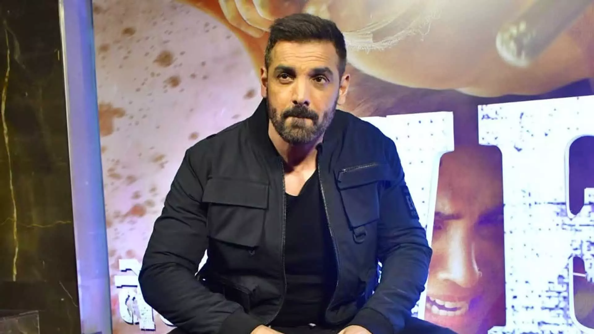 मेरे साथ विवाद नहीं, Veda event में भड़के John Abraham, वीडियो...