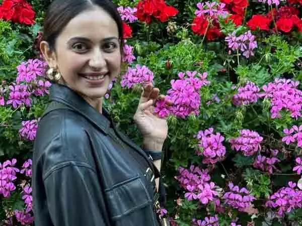 Rakul Preet Singh ने अपनी जीवन की सरल खुशियाँ साझा की