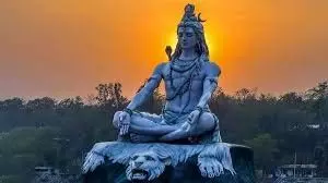 Shiv Puran Benefits: जानें शिव पुराण सुनने मात्र से, होने वाले  लाभ