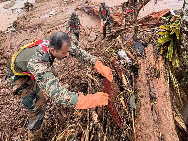 Wayanad landslide: तलाशी अभियान 5वें दिन भी जारी, मृतकों की संख्या 308 हुई