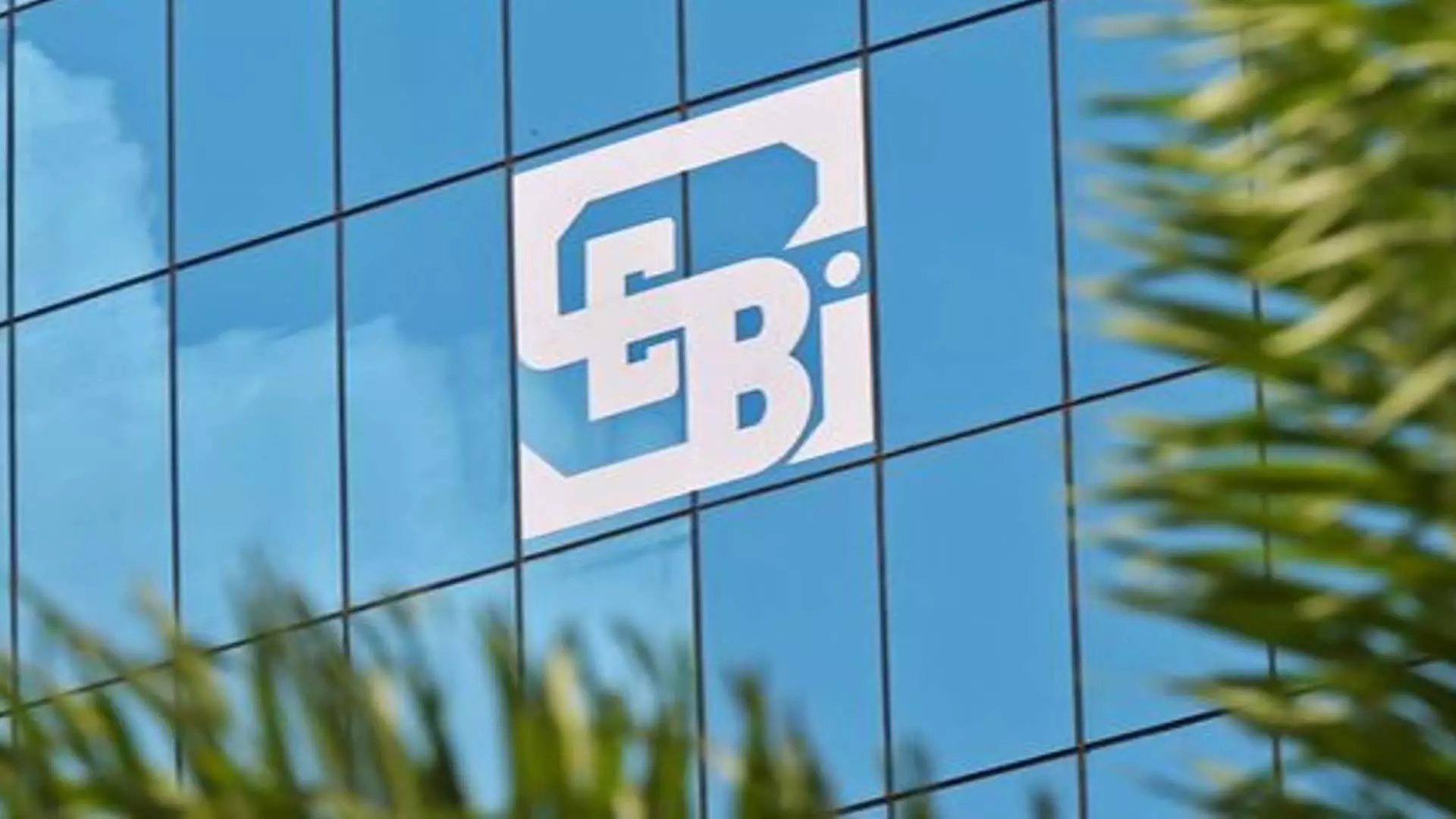 SEBI आईपीओ दस्तावेजों की प्रक्रिया और मंजूरी में तेजी लाने के लिए एआई का उपयोग करेगा