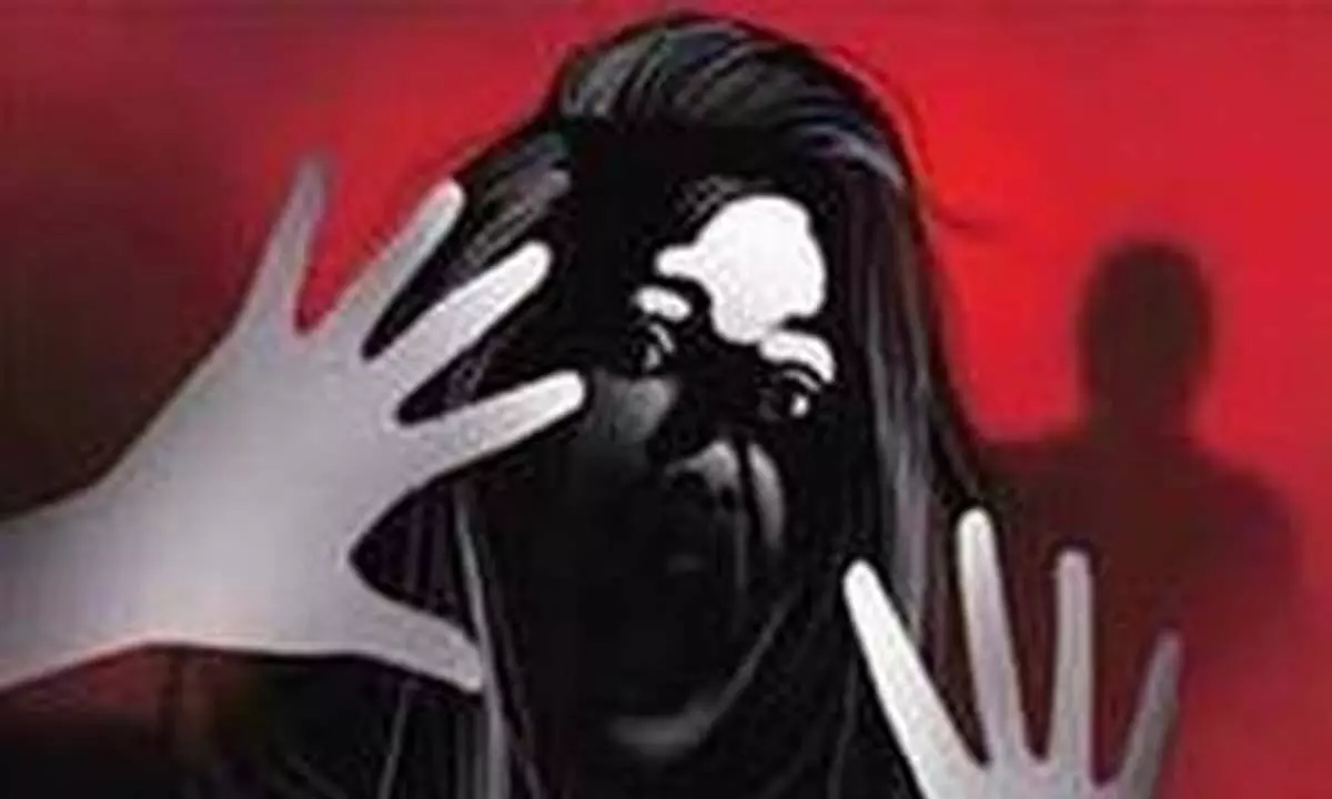 Hyderabad: हैदराबाद के निजी स्कूल में नाबालिग लड़की का यौन शोषण
