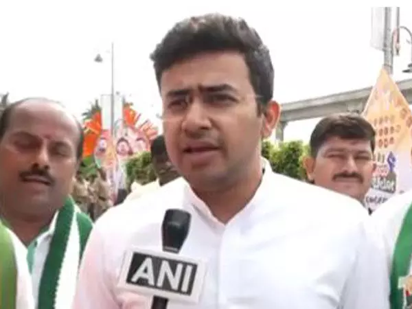 Siddaramaiah के पास छिपने की कोई जगह नहीं है: MUDA, वाल्मीकि निगम घोटालों पर Tejasvi Surya