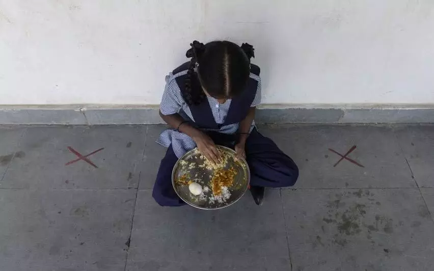 KERALA :  स्कूल मध्यान्ह भोजन दूध और अण्डों के लिए धनराशि स्वीकृत