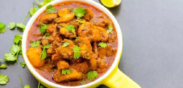 Recipe: मिनटों में तैयार करे मशरूम घी रोस्ट, जाने आसान रेसिपी