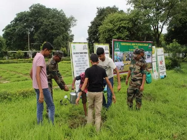 134 Infantry Battalion ने प्लेटिनम जुबली मनाने के लिए बड़े पैमाने पर वृक्षारोपण अभियान का आयोजन किया