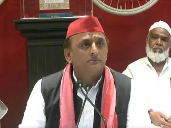 अयोध्या गैंगरेप मामले में Akhilesh Yadav ने DNA टेस्ट की मांग की, बसपा सुप्रीमो मायावती ने पलटवार किया