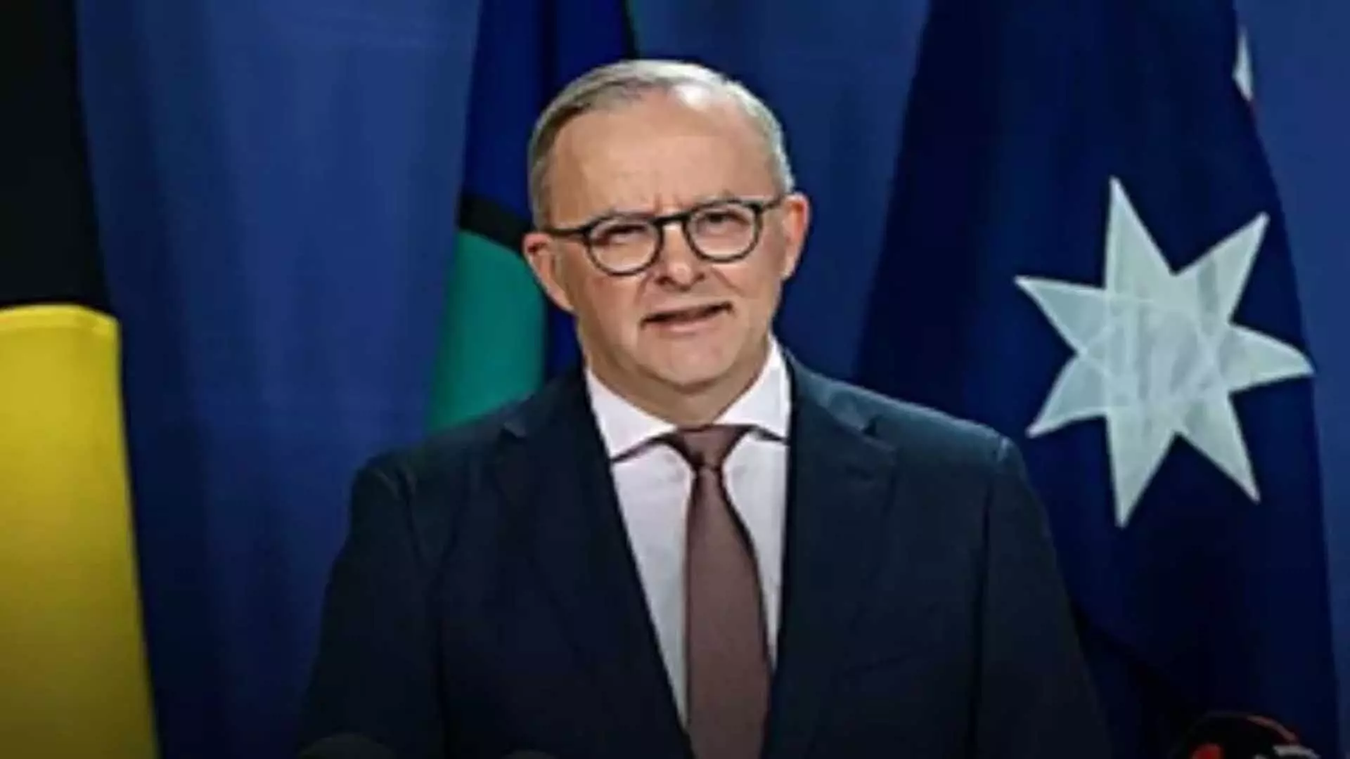 Australian PM ने स्वदेशी आबादी के लिए व्यापक आर्थिक योजना का वादा किया