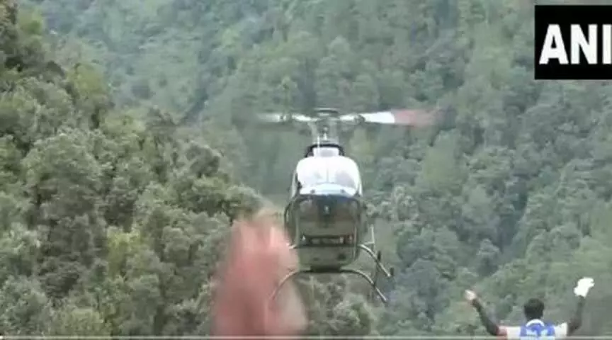 Uttarakhand में बादल फटने से हुई तबाही, NDRF, SDRF और वायुसेना ने बचाव अभियान शुरू किया