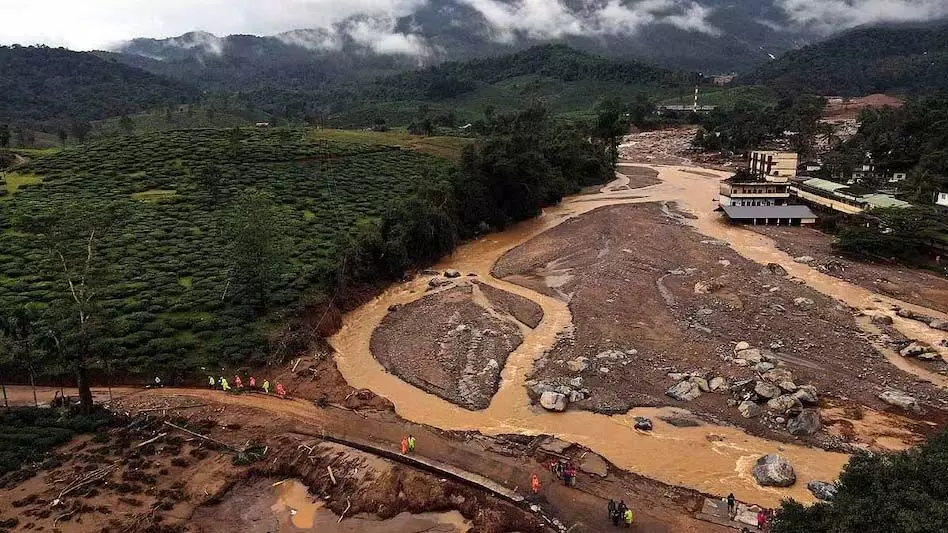 Wayanad landslide: अब तक 357 मौत, 200 से अधिक अभी भी लापता