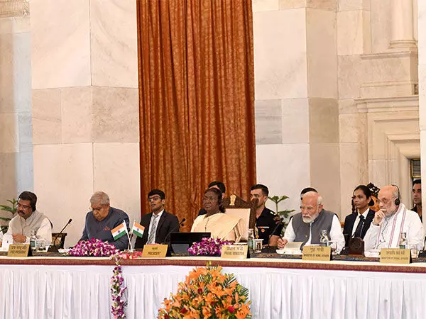 Delhi : राष्ट्रपति भवन में दो दिवसीय राज्यपालों का सम्मेलन संपन्न हुआ