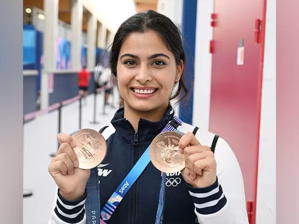 Manu Bhaker पेरिस ओलंपिक के समापन समारोह में भारत की ध्वजवाहक होंगी