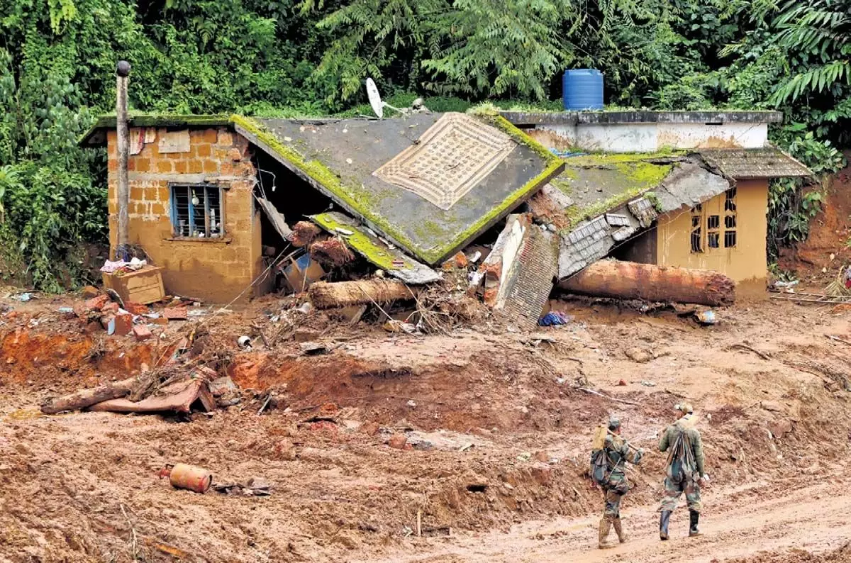 Kerala : वायनाड भूस्खलन ने लोगों पर केंद्रित पूर्व चेतावनी प्रणाली की आवश्यकता को उजागर किया