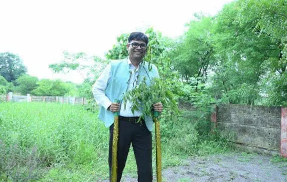 वित्त मंत्री OP चौधरी ने चढ़ी गेड़ी, हरेली तिहार धूमधाम से मना रहे छत्तीसगढ़ वासी