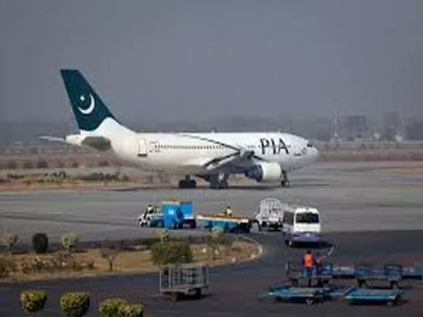 Lahore airport के पास जर्मन पर्यटक से कीमती सामान लूटा गया