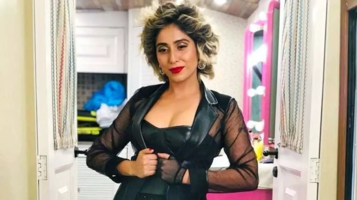 Neha Bhasin ने अपने बीमारी का खुलासा किया