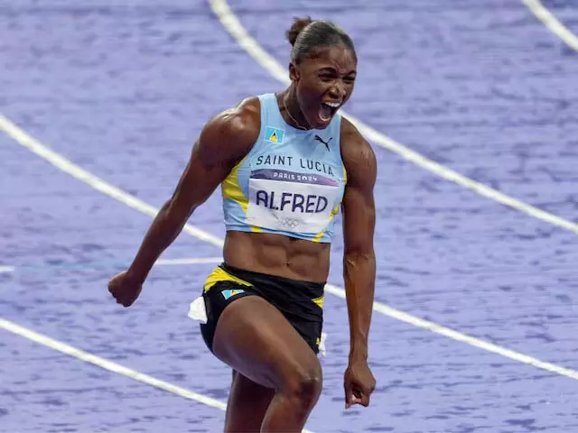 Olympics 2024: 23 वर्षीय जूलियन अल्फ्रेड ने 100 मीटर में पहला पदक जीता