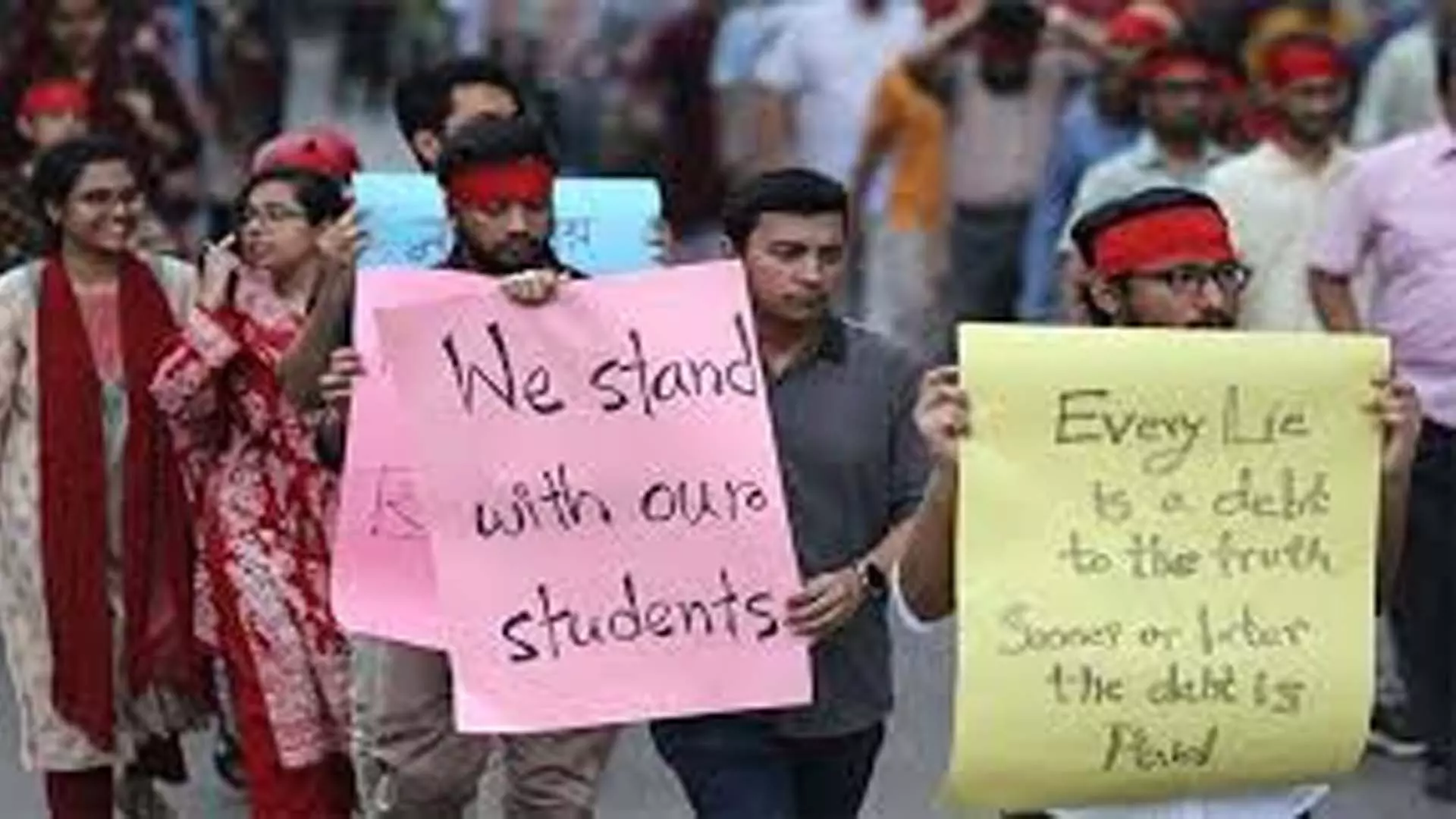 Bangladesh विरोध प्रदर्शनों पर नकेल, 10,000 से अधिक गिरफ्तारियां